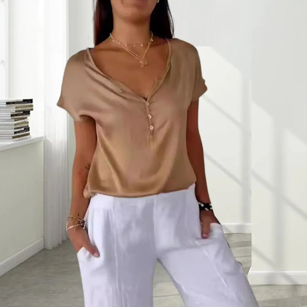 Dina | Elegant v-neck top